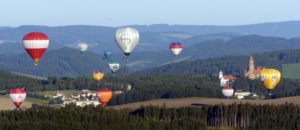 Balóny nad hradem, foto: Vladislav Galgonek, zdroj: www.novinky.cz